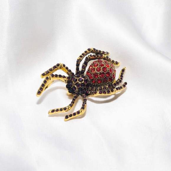 ✨Betsey Johnson Maven Rhinestone Spider Brooch - Picture 7 of 7